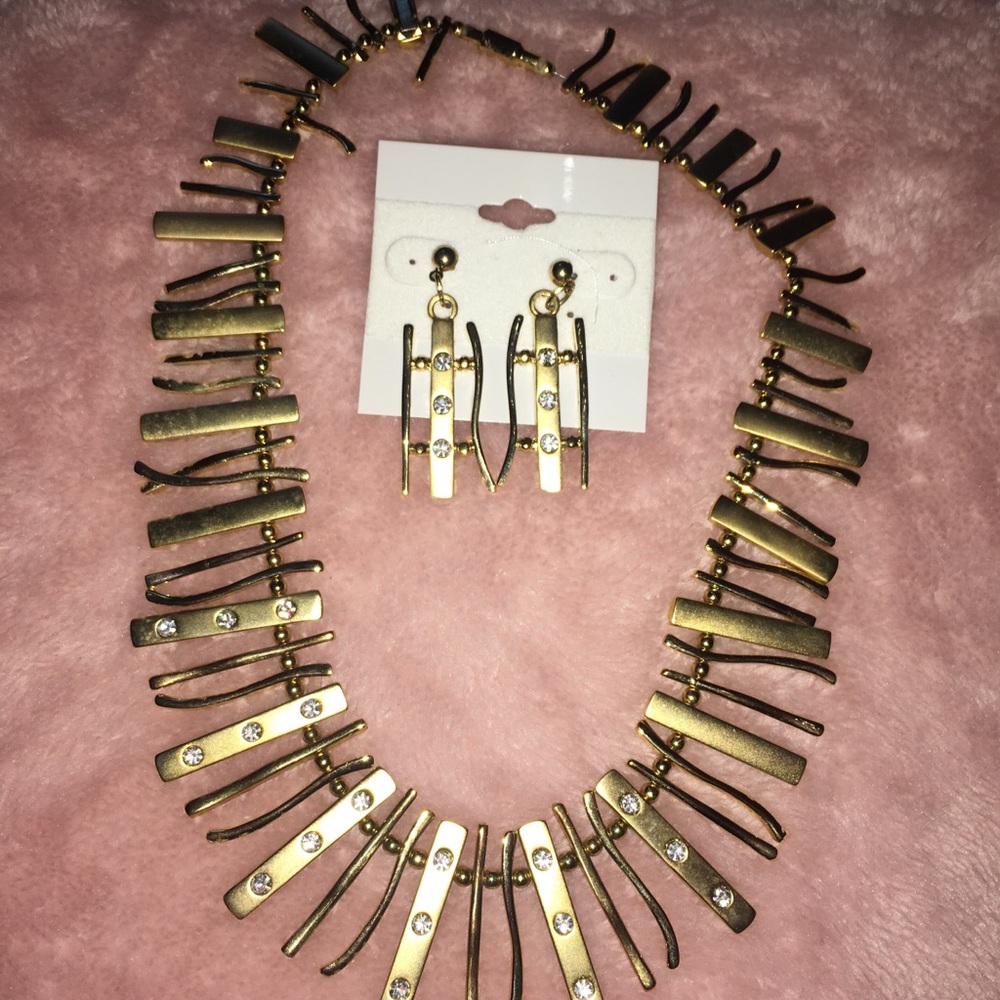 Gold statement necklace and earring set